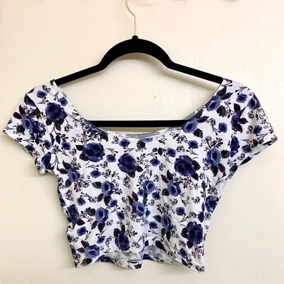 Never Worn White and Blue Floral Crop Top - Picture 1 of 4